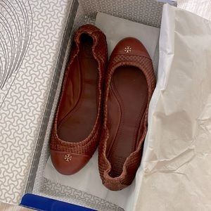 Like-new Tory Burch brown flats